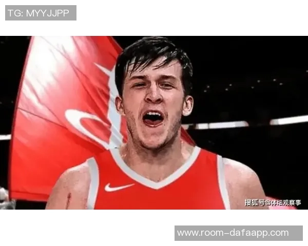 里夫斯坦言跳跃能力有限但擅长制造进攻犯规展现独特价值 里夫斯坦言跳跃能力有限但擅长制造进攻犯规展现独特价值