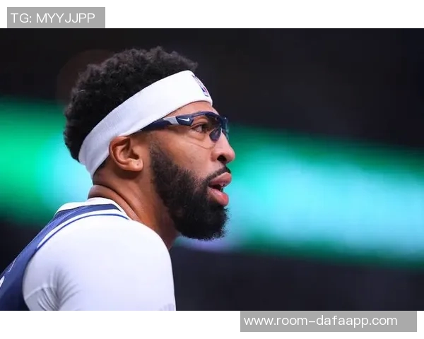 独行侠计划明夏交易浓眉本赛季将提升其市场价值